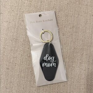 Black Dog Mom Keychain